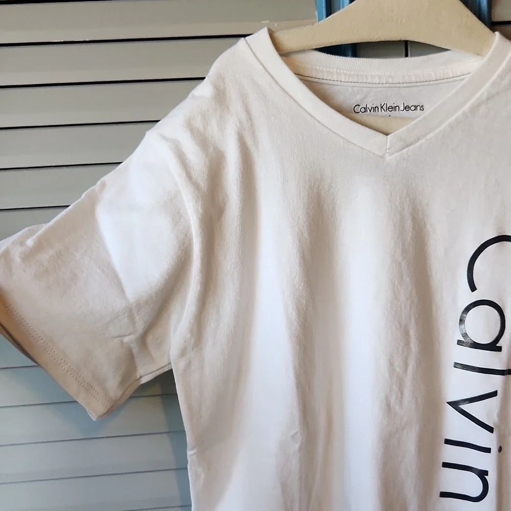 Calvin Klein White Tee Shirt Bundle - Picture 5 of 15